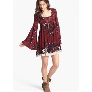 HP Free People Burgundy Modern Boho Chinoise Floral Bell Sleeve Dress Medium